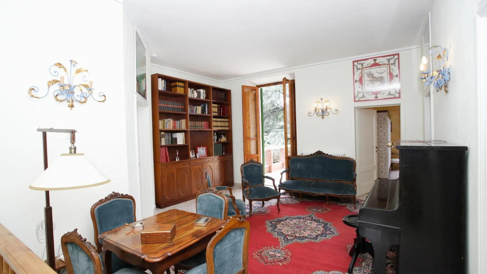 Ampia Villa Con Parco A Sansepolcro contacts