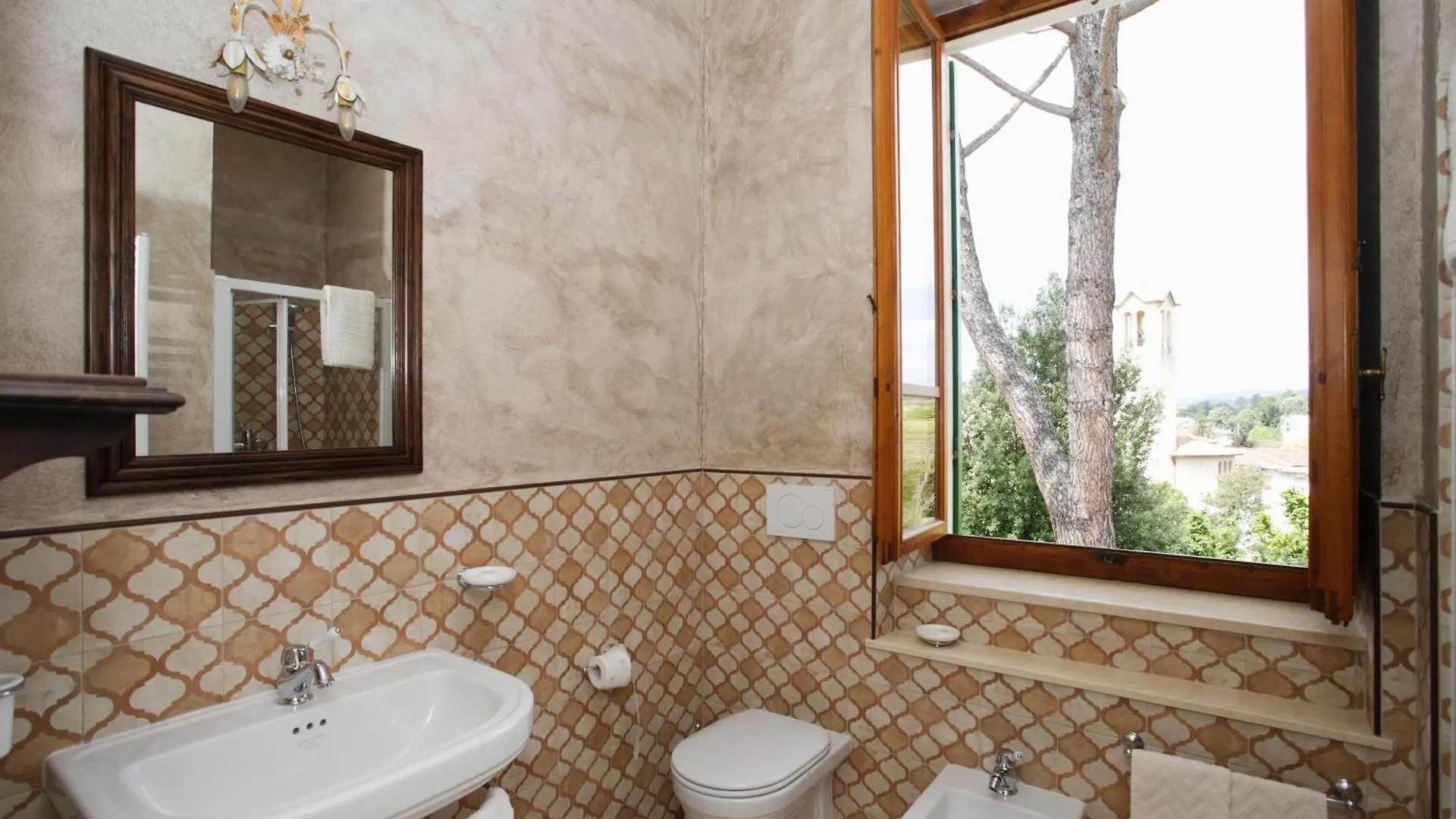 Ampia Villa Con Parco A Sansepolcro